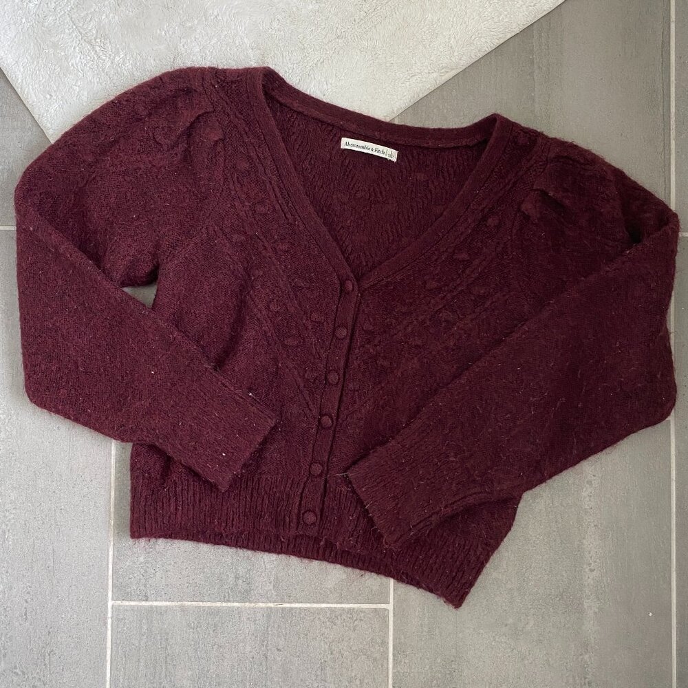 Abercrombie Maroon Crop Cardigan Size L